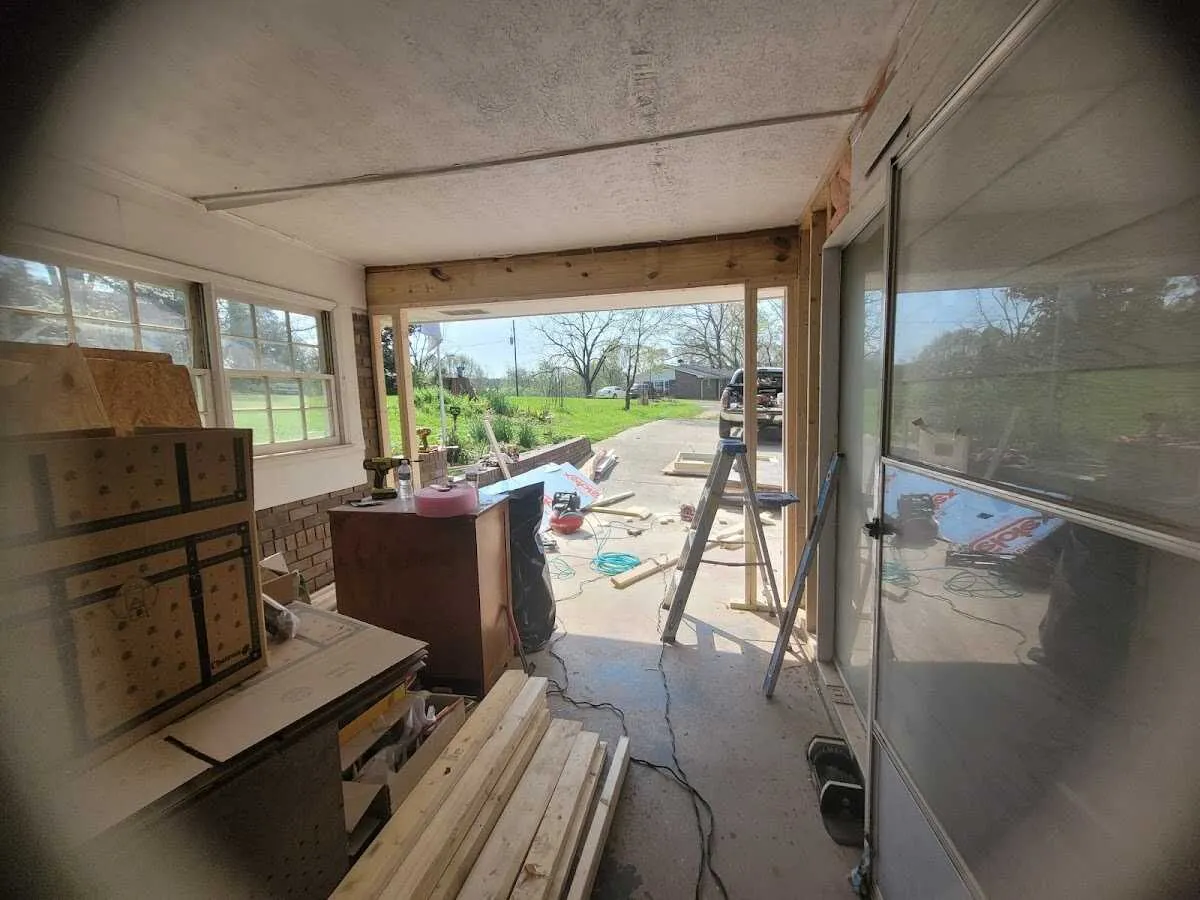 Air movers and dehumidifier for Drying & Dehumidification in Portage Lakes